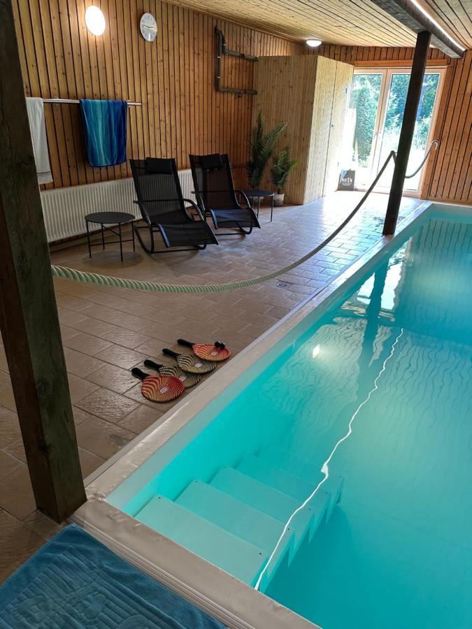 Home Of Oasis - Indoorpool, Sauna, Naturteich Surwold Ngoại thất bức ảnh